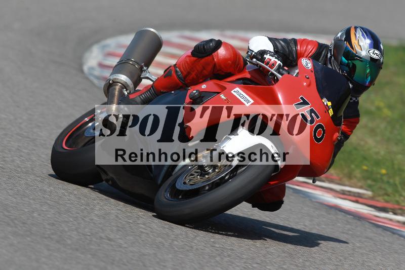 /Archiv-2022/06 15.04.2022 Speer Racing ADR/Gruppe gelb/150